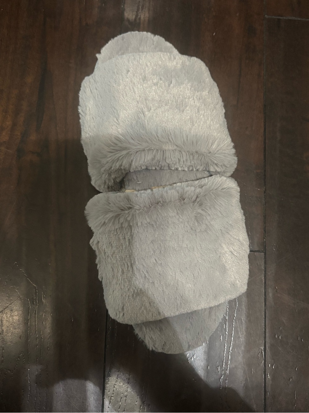 NWOT SKIMS fuzzy slippers• smoke • 37